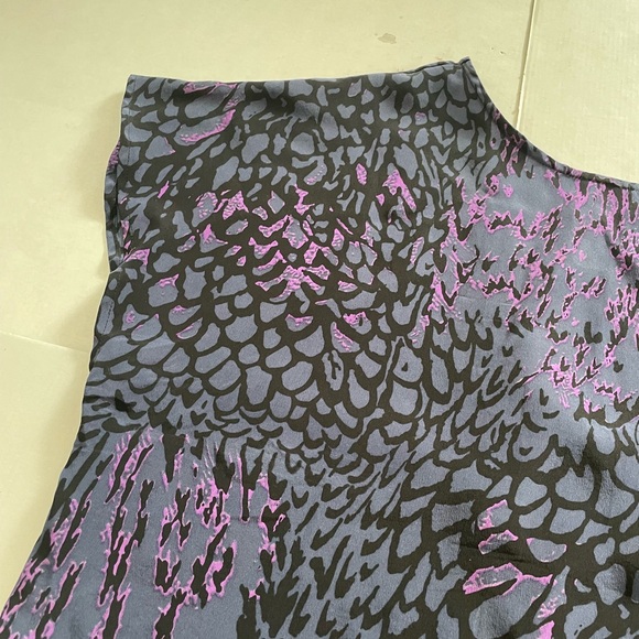 Plenty by Tracy Reese exclusive for Barneys, Silk Leopard Top, Size Small - Picture 5 of 6